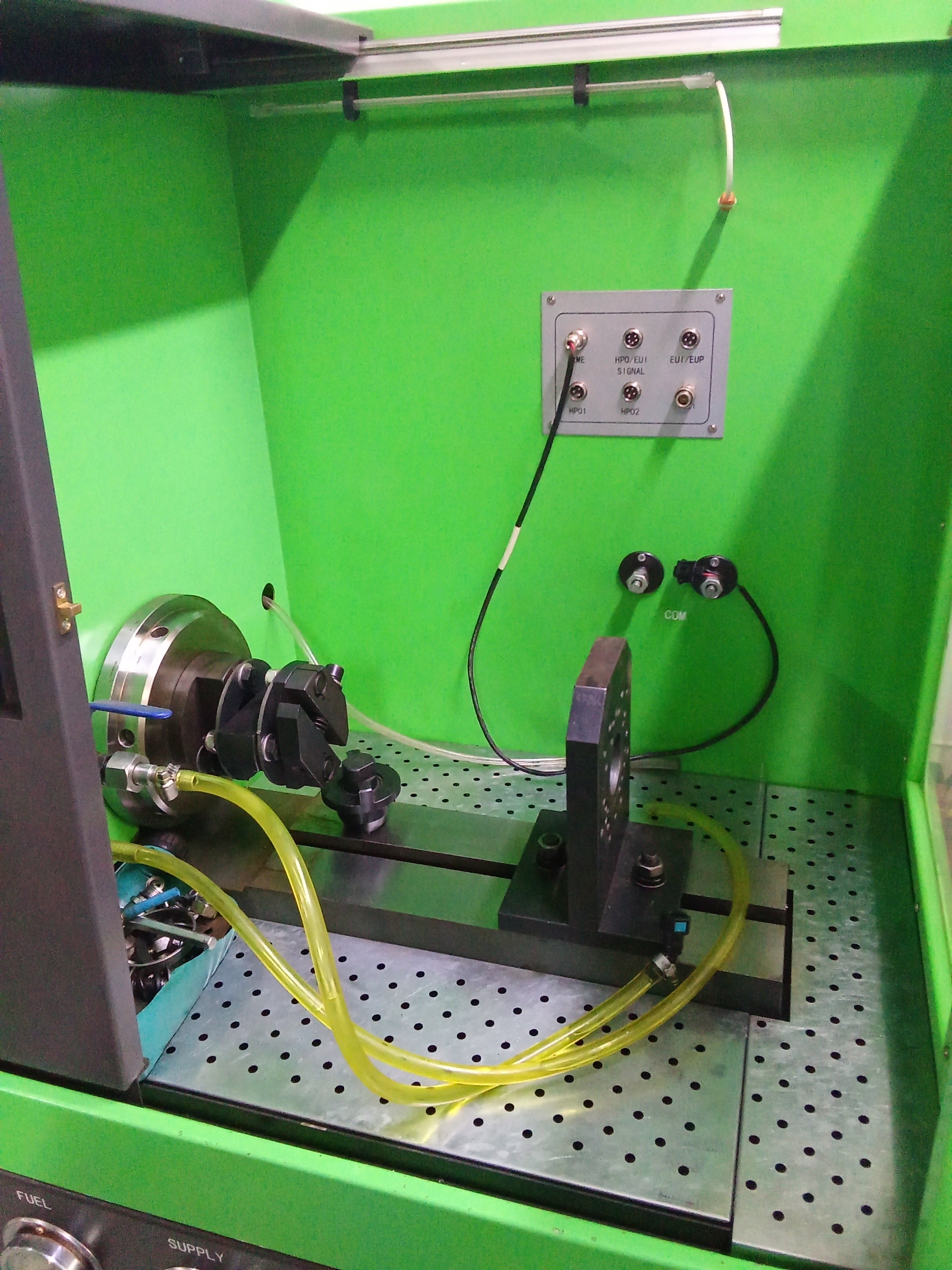 CR966 TESTE DE EQUIPOS ELETRONICOS