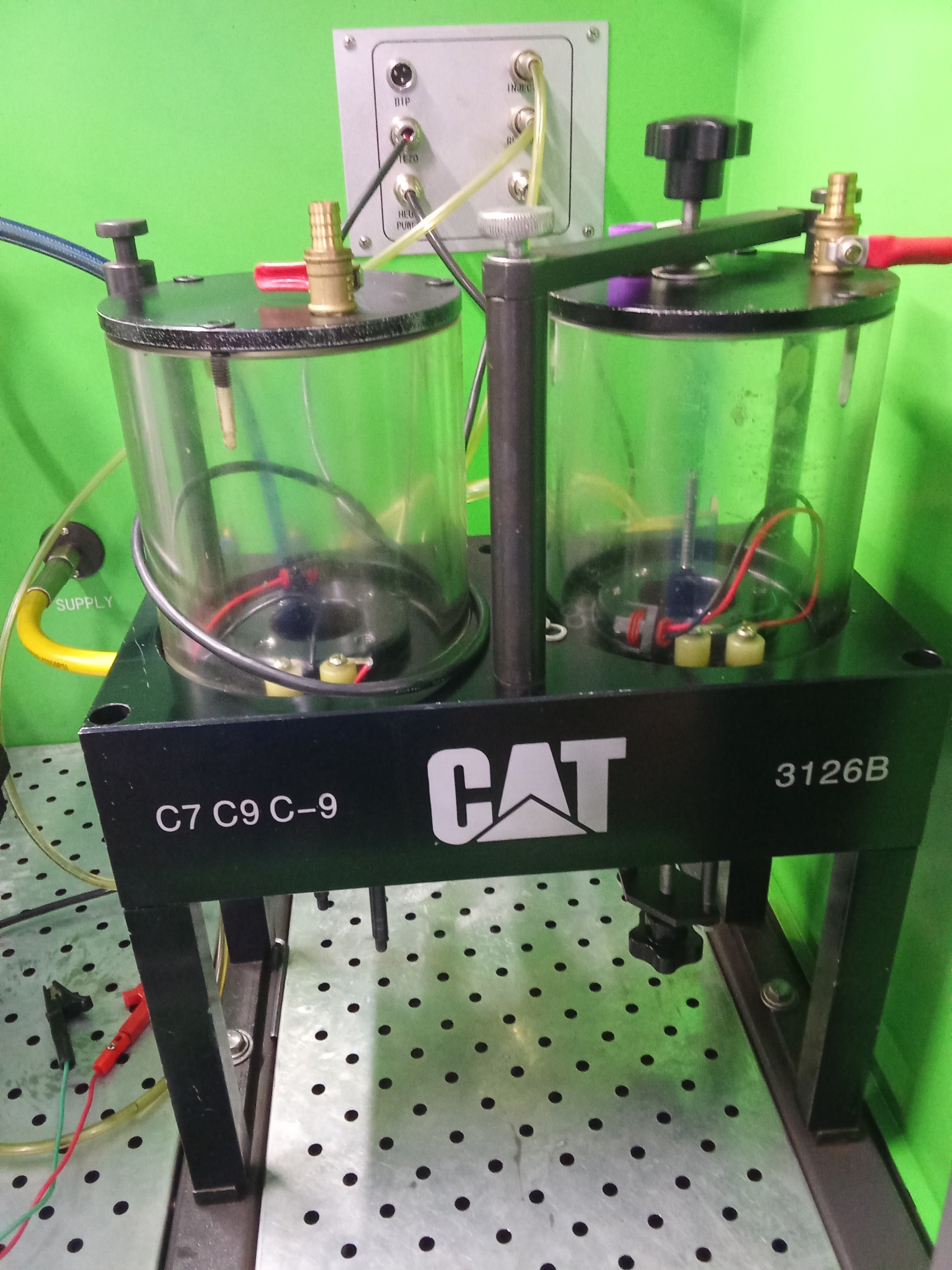 CR966 TESTE DE EQUIPOS ELETRONICOS